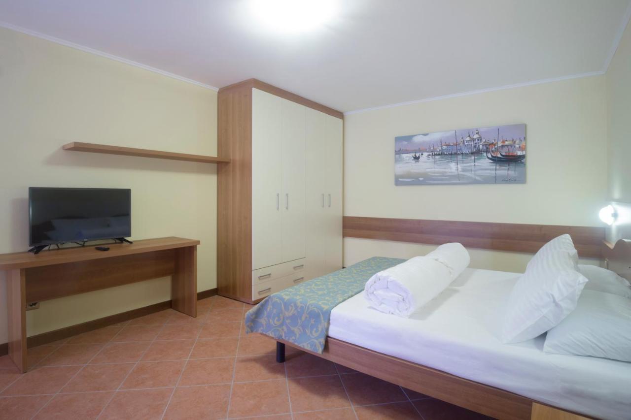 Apartments "Villa Imelda" Limone sul Garda Exterior photo